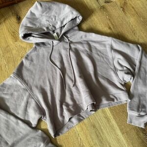Alo‎ yoga Lavender Purple Crop Hoodie Size small